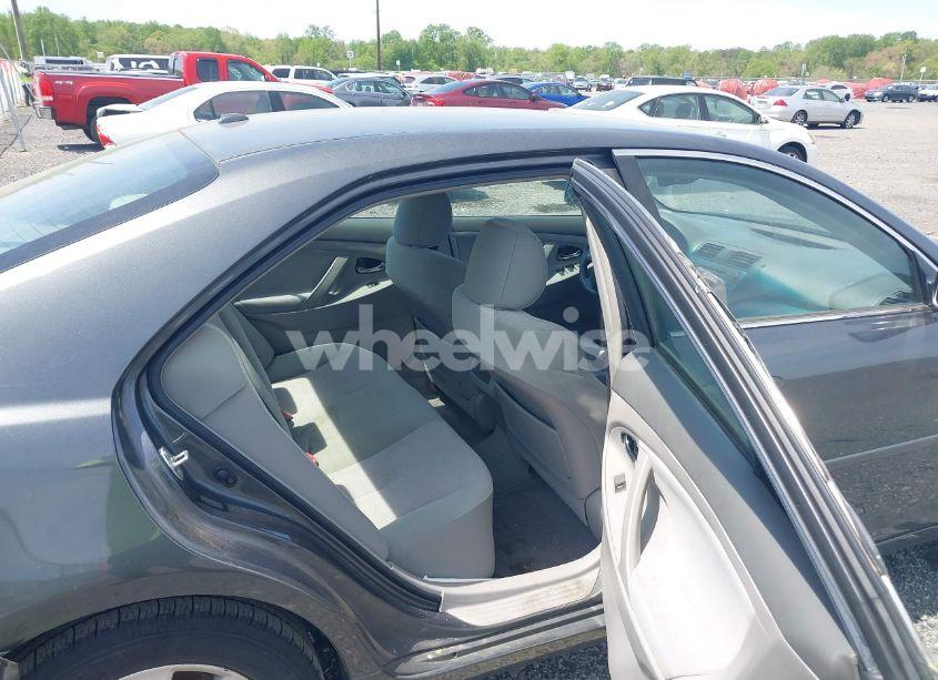 Photo 8 of 2011 Toyota Camry LE (VIN 4T1BF3EK3BU699862)