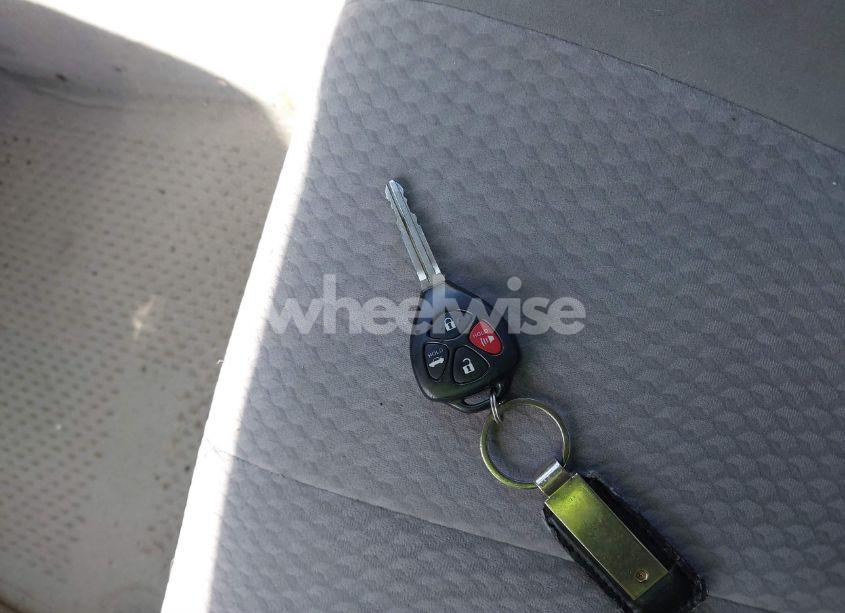 Photo 11 of 2011 Toyota Camry LE (VIN 4T1BF3EK3BU715865)