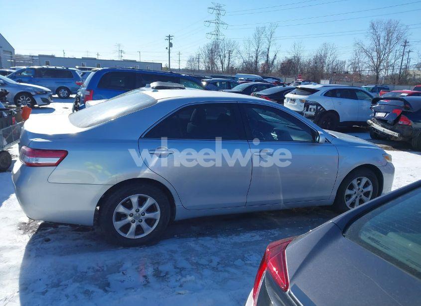 Photo 13 of 2011 Toyota Camry LE (VIN 4T1BF3EK3BU715865)