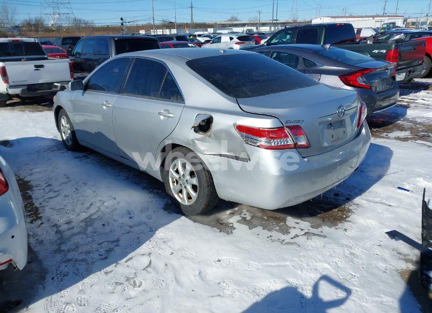 Photo 3 of 2011 Toyota Camry LE (VIN 4T1BF3EK3BU715865)