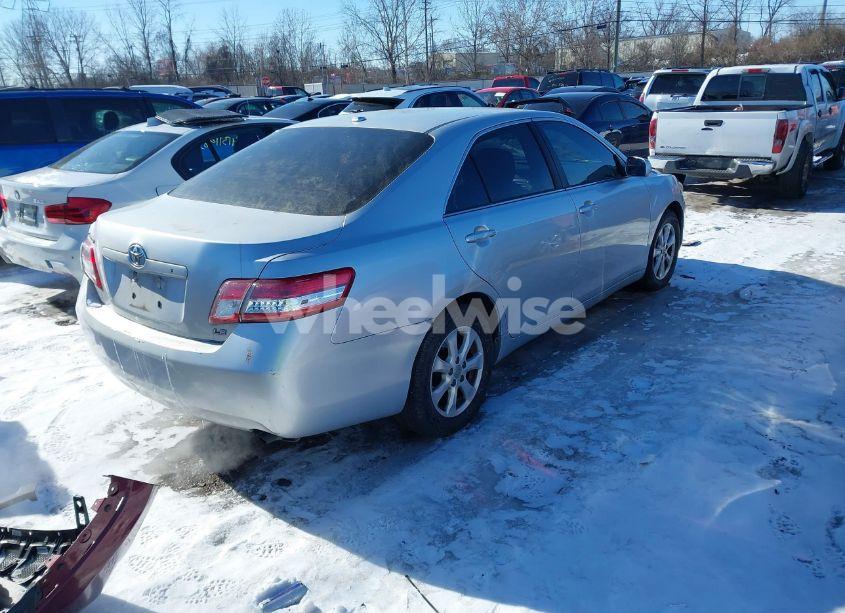 Photo 4 of 2011 Toyota Camry LE (VIN 4T1BF3EK3BU715865)