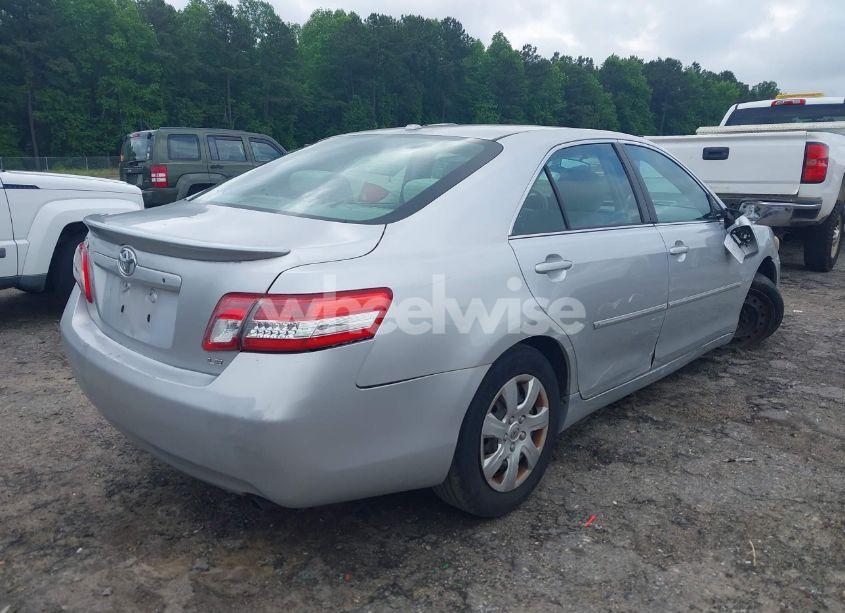 Photo 4 of 2011 Toyota Camry LE (VIN 4T1BF3EK3BU728485)