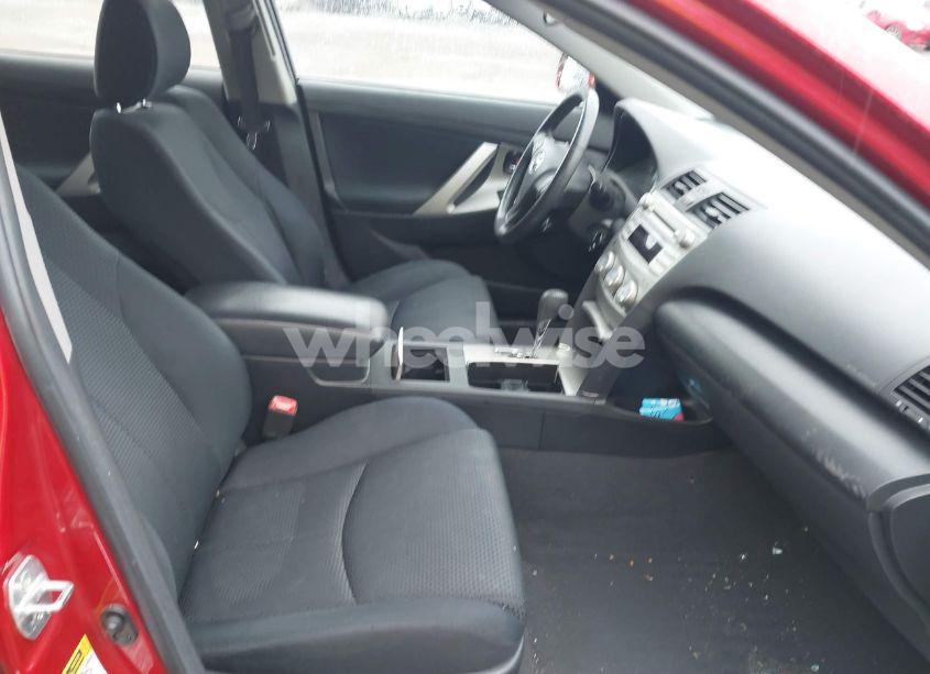 Photo 5 of 2011 Toyota Camry SE (VIN 4T1BF3EK3BU731192)