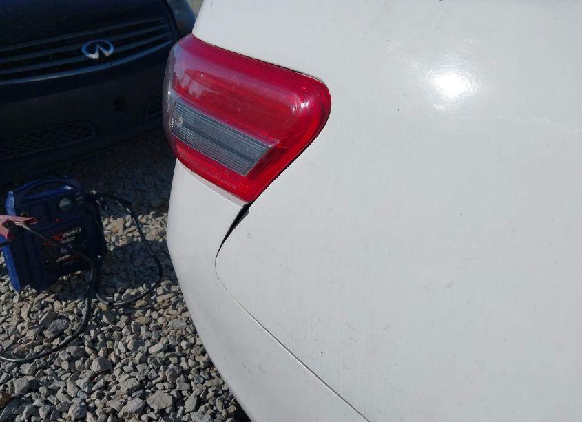 Photo 14 of 2011 Toyota Camry LE (VIN 4T1BF3EK3BU750745)