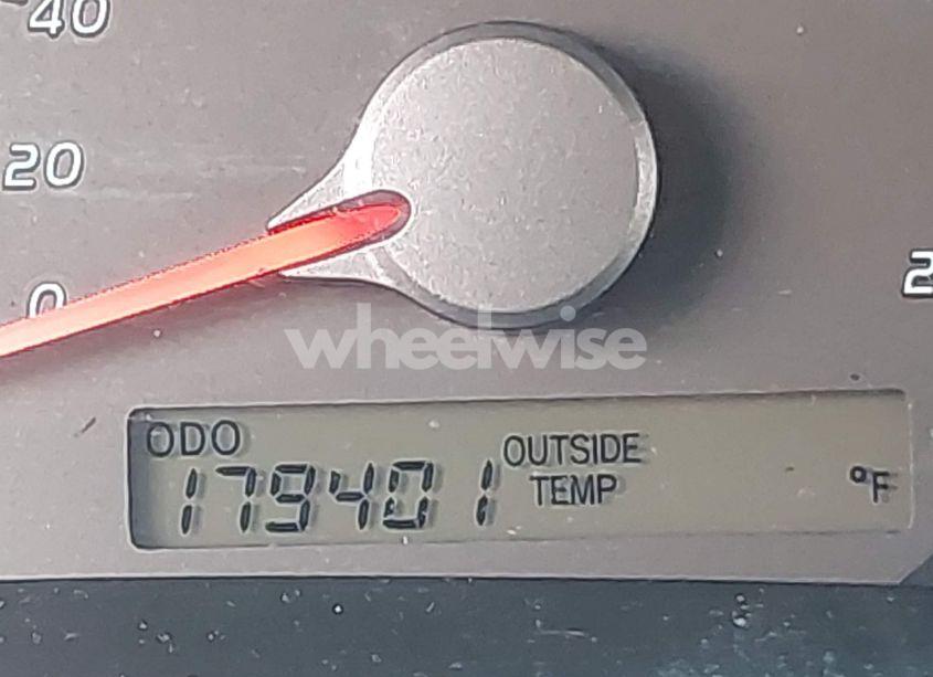 Photo 14 of 2011 Toyota Camry SE (VIN 4T1BF3EK3BU755055)