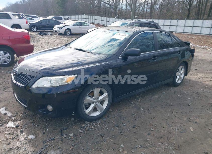 Photo 2 of 2011 Toyota Camry SE (VIN 4T1BF3EK3BU755055)