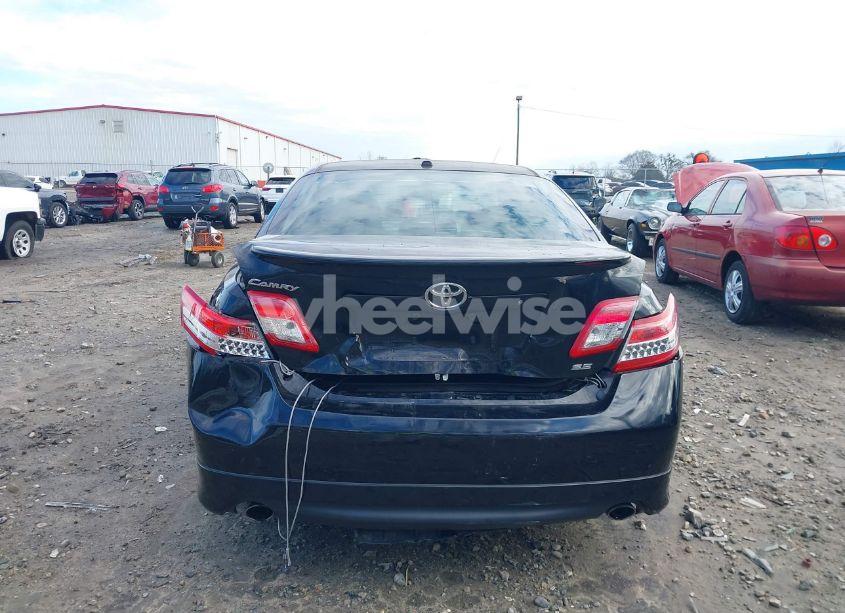 Photo 6 of 2011 Toyota Camry SE (VIN 4T1BF3EK3BU755055)