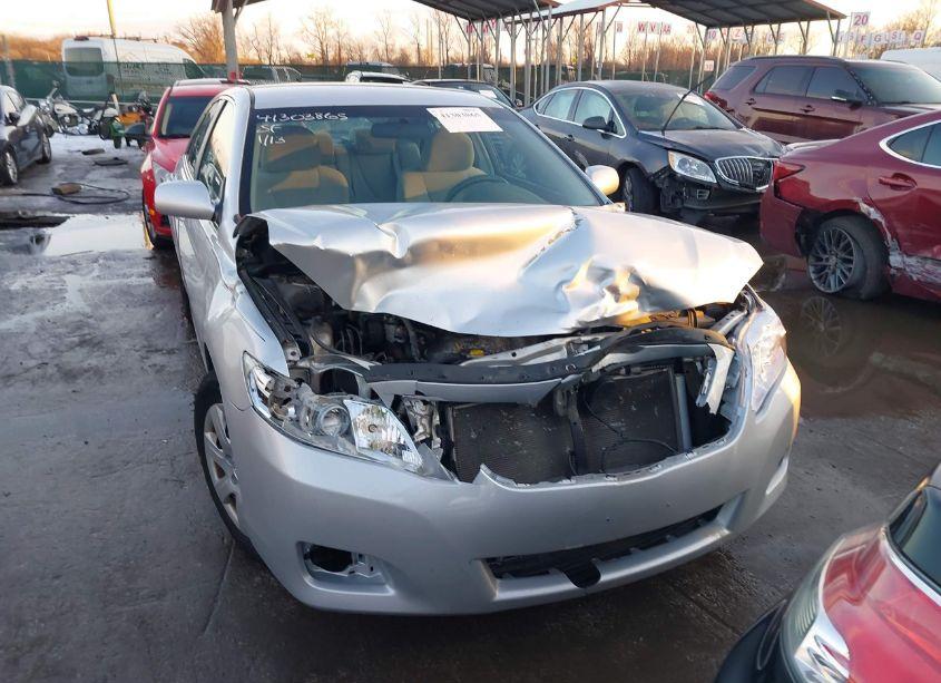 Photo 12 of 2011 Toyota Camry (VIN 4T1BF3EK3BU756349)