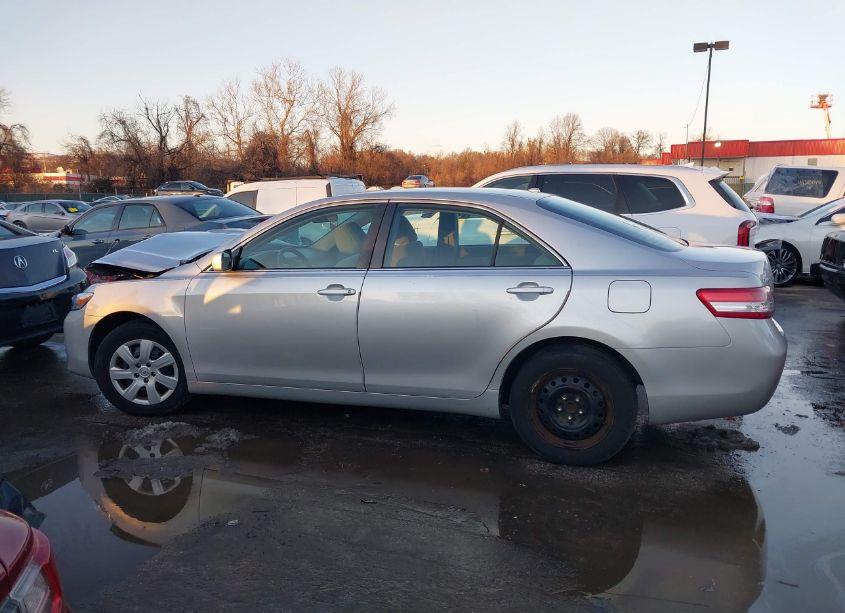 Photo 14 of 2011 Toyota Camry (VIN 4T1BF3EK3BU756349)