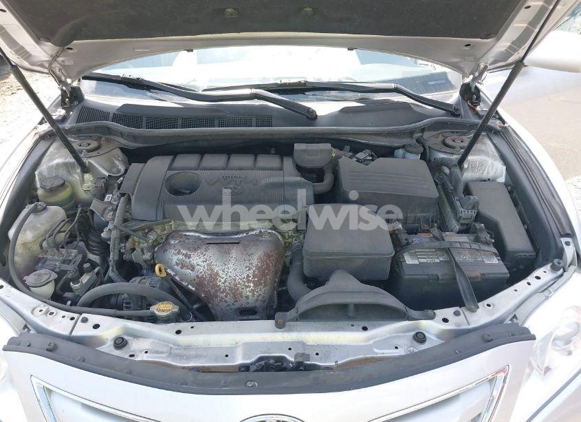 Photo 10 of 2011 Toyota Camry LE (VIN 4T1BF3EK3BU770056)