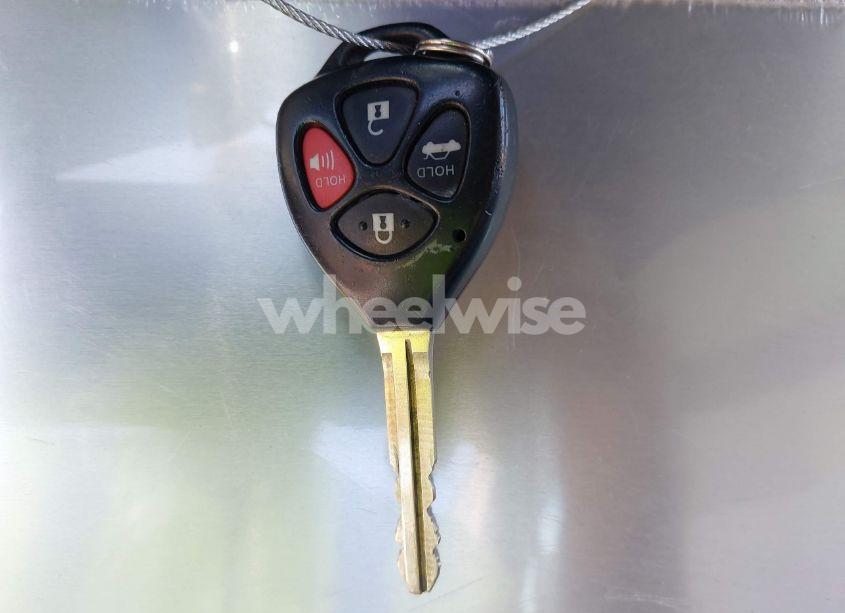 Photo 11 of 2010 Toyota Camry LE (VIN 4T1BF3EK4AU019286)