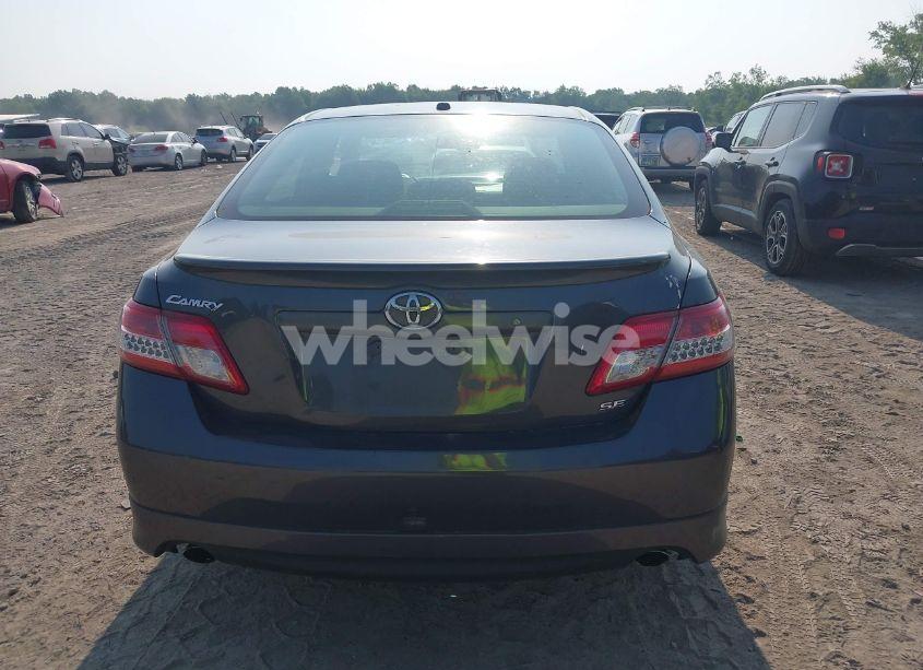 Photo 16 of 2010 Toyota Camry SE (VIN 4T1BF3EK4AU022821)