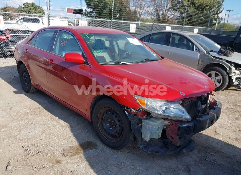2010 Toyota Camry LE (VIN 4T1BF3EK4AU024326) main photo