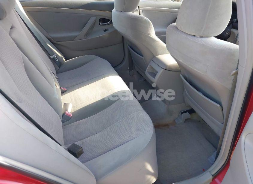 Photo 8 of 2010 Toyota Camry LE (VIN 4T1BF3EK4AU024326)