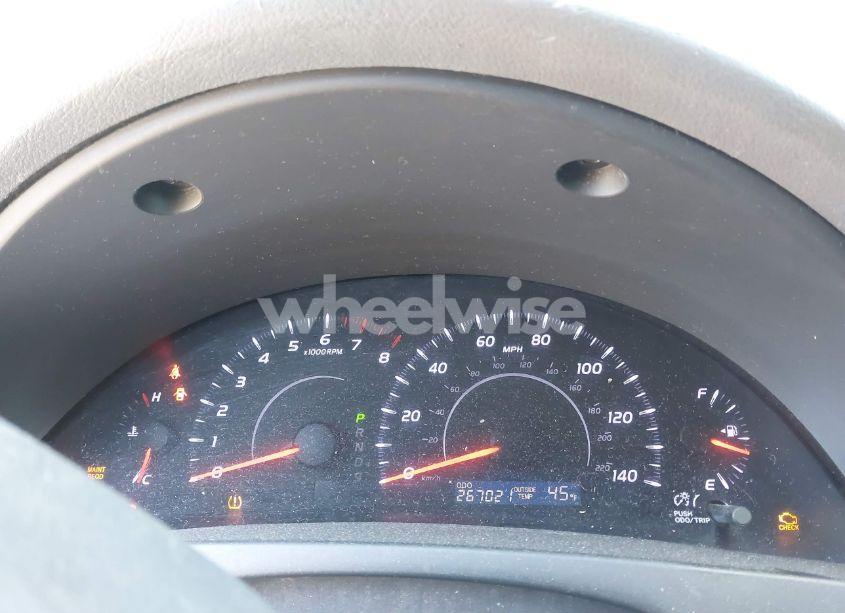 Photo 7 of 2010 Toyota Camry LE (VIN 4T1BF3EK4AU033463)