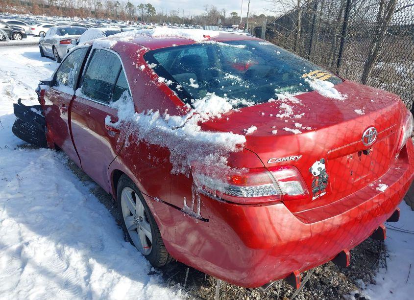 Photo 3 of 2010 Toyota Camry SE (VIN 4T1BF3EK4AU044589)