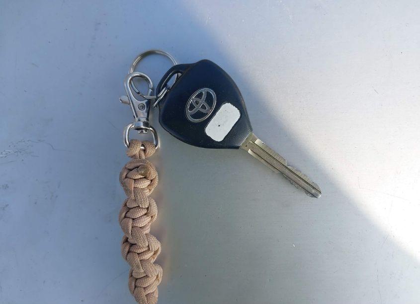 Photo 11 of 2010 Toyota Camry LE (VIN 4T1BF3EK4AU048691)