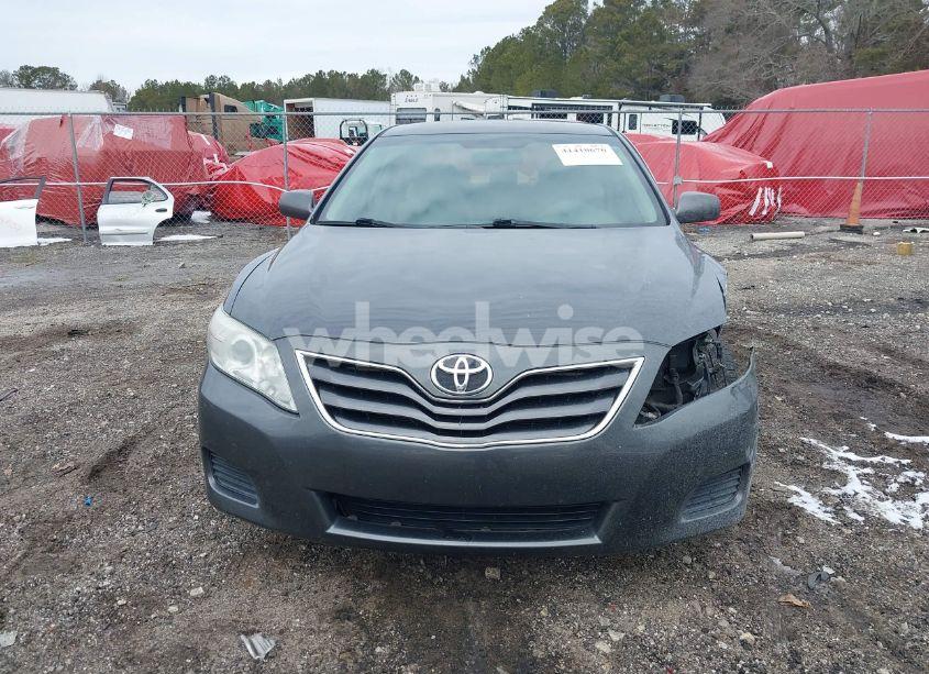 Photo 12 of 2010 Toyota Camry LE (VIN 4T1BF3EK4AU058704)