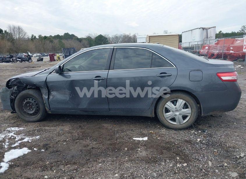 Photo 14 of 2010 Toyota Camry LE (VIN 4T1BF3EK4AU058704)