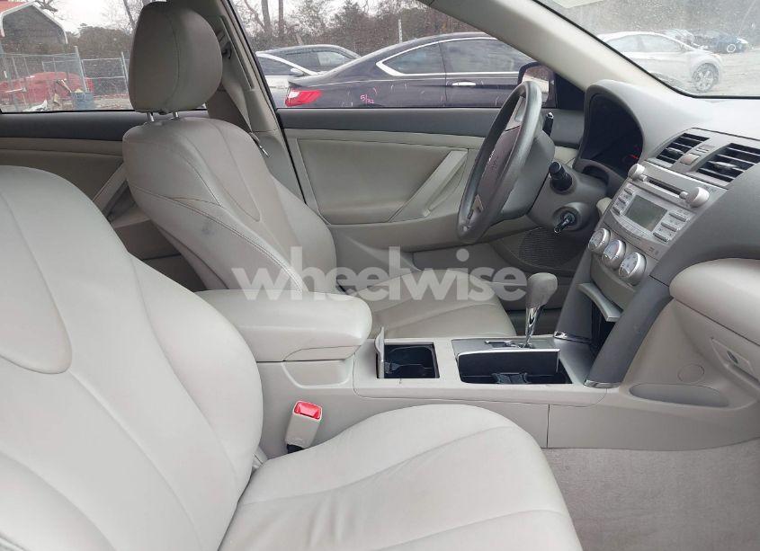 Photo 5 of 2010 Toyota Camry LE (VIN 4T1BF3EK4AU058704)