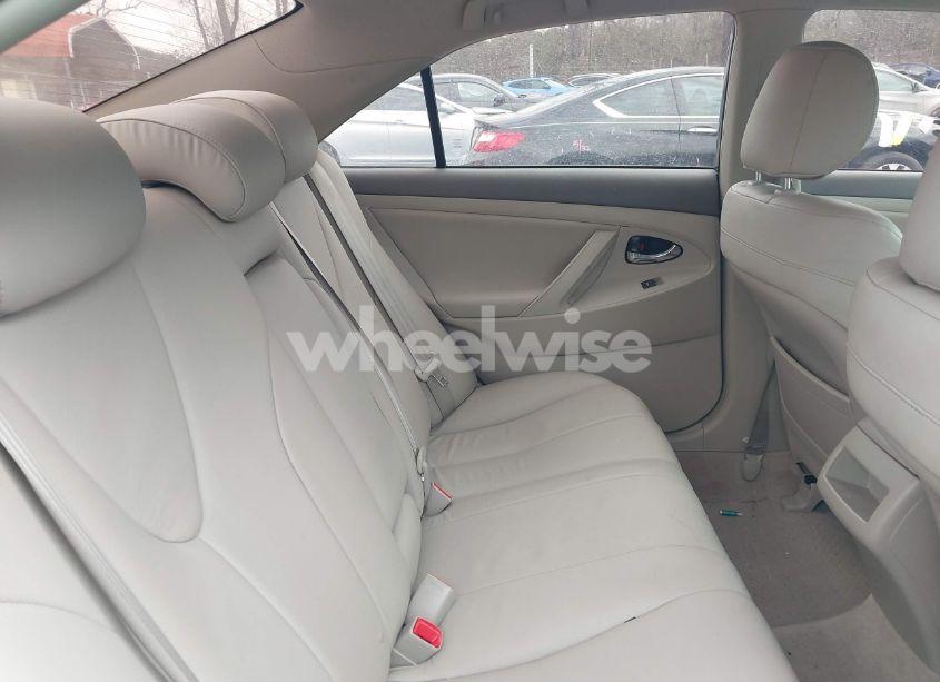 Photo 8 of 2010 Toyota Camry LE (VIN 4T1BF3EK4AU058704)