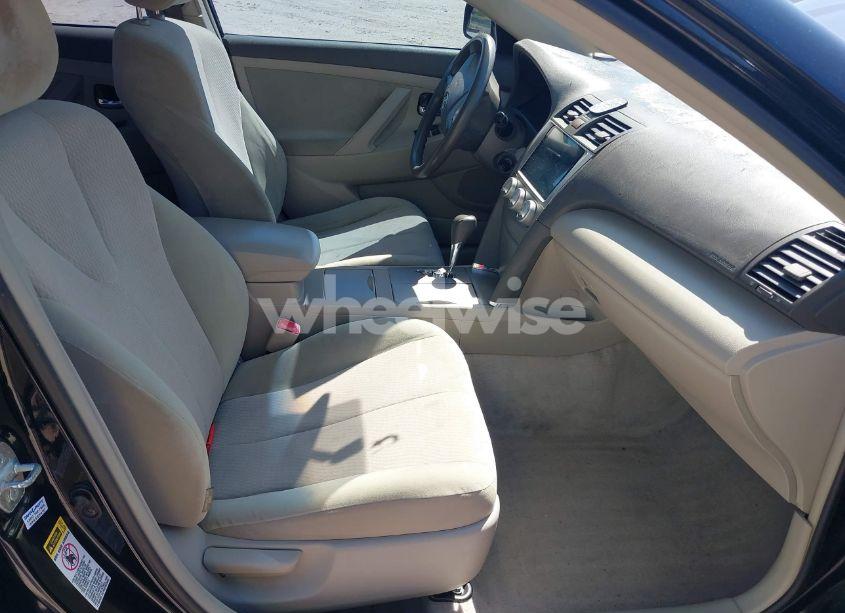 Photo 5 of 2010 Toyota Camry (VIN 4T1BF3EK4AU072103)