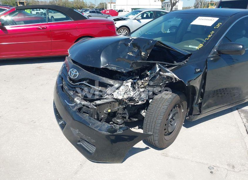 Photo 6 of 2010 Toyota Camry (VIN 4T1BF3EK4AU072103)