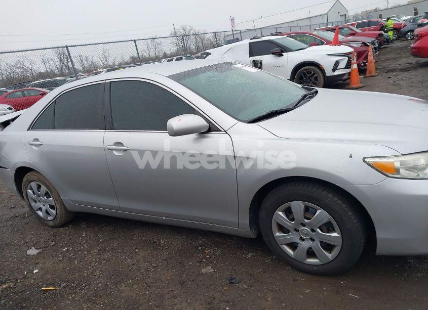 Photo 13 of 2010 Toyota Camry LE (VIN 4T1BF3EK4AU072621)