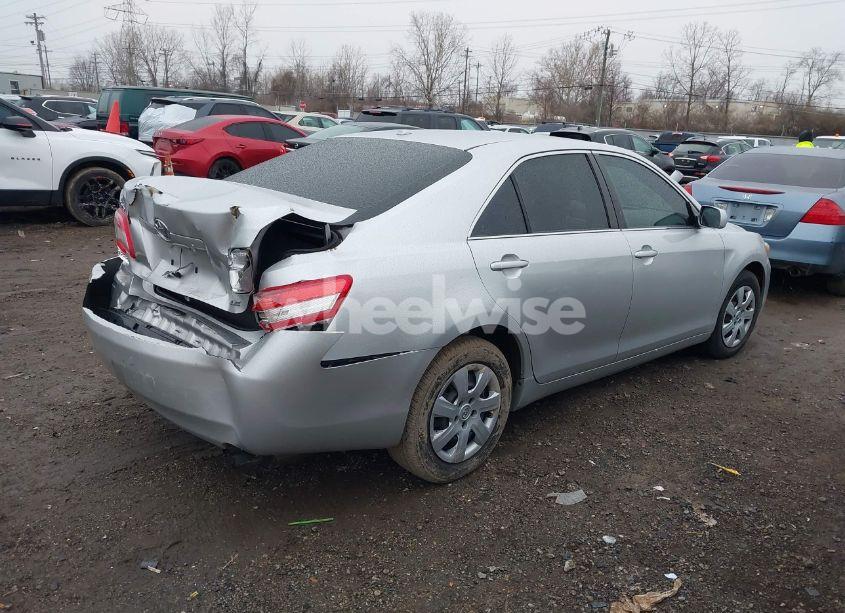 Photo 4 of 2010 Toyota Camry LE (VIN 4T1BF3EK4AU072621)