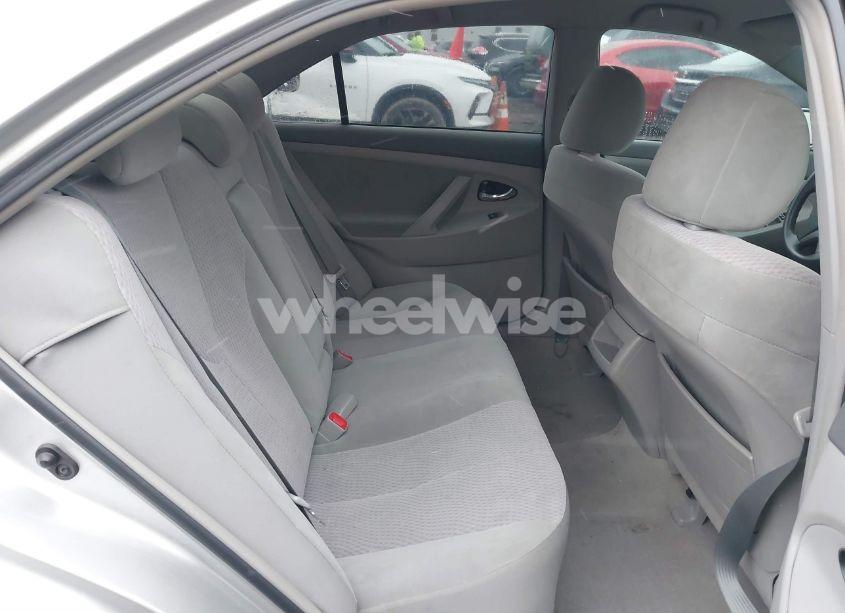 Photo 8 of 2010 Toyota Camry LE (VIN 4T1BF3EK4AU072621)