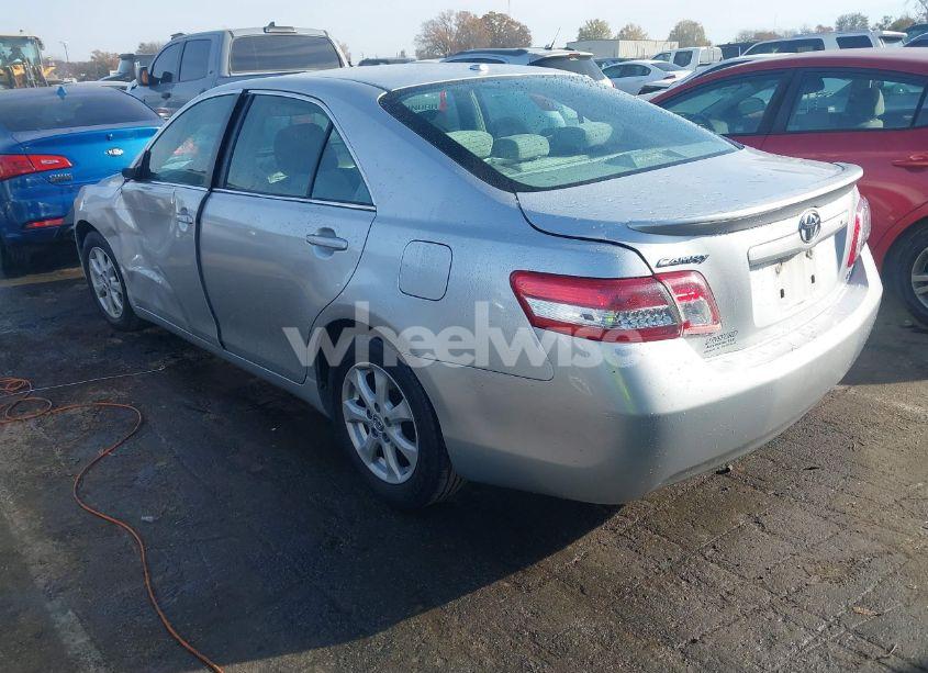 Photo 3 of 2010 Toyota Camry LE (VIN 4T1BF3EK4AU085904)