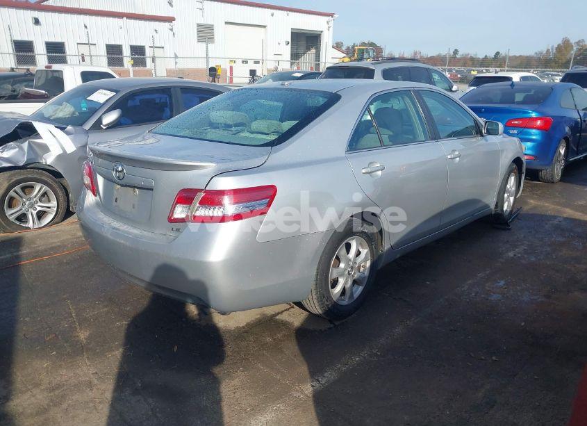 Photo 4 of 2010 Toyota Camry LE (VIN 4T1BF3EK4AU085904)