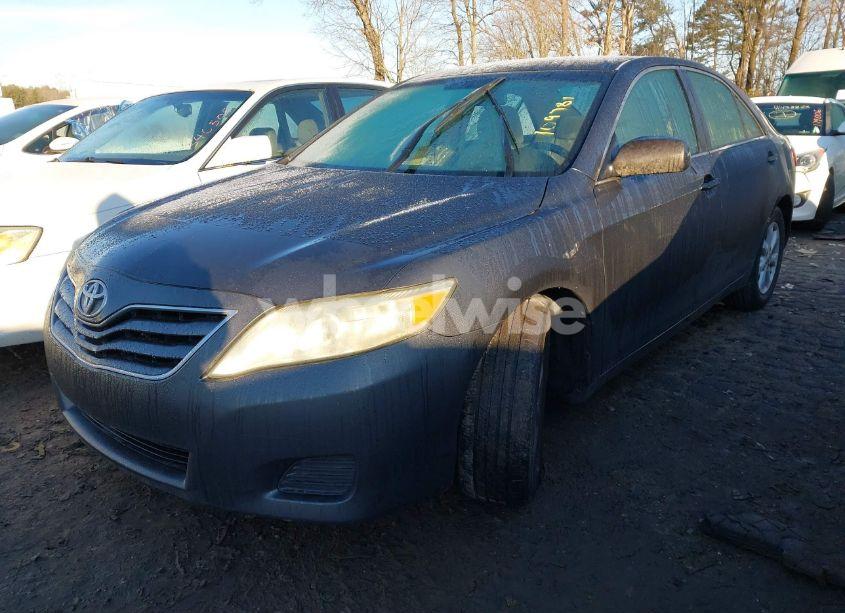 Photo 2 of 2010 Toyota Camry LE (VIN 4T1BF3EK4AU109781)