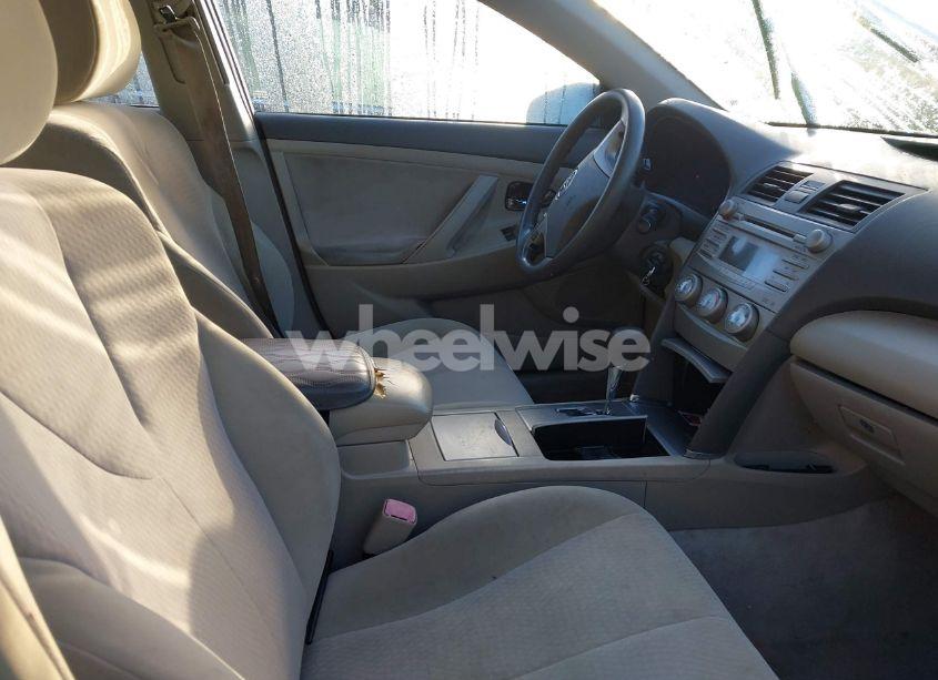 Photo 5 of 2010 Toyota Camry LE (VIN 4T1BF3EK4AU109781)