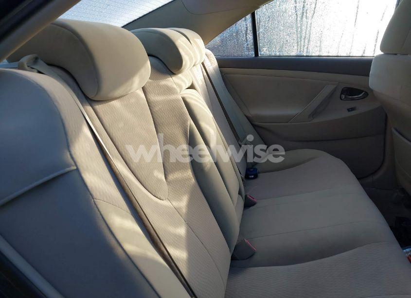 Photo 8 of 2010 Toyota Camry LE (VIN 4T1BF3EK4AU109781)