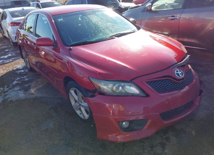 2010 Toyota Camry SE (VIN 4T1BF3EK4AU502129) main photo
