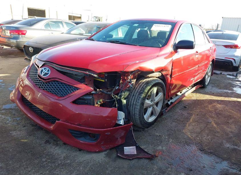 Photo 2 of 2010 Toyota Camry SE (VIN 4T1BF3EK4AU502129)