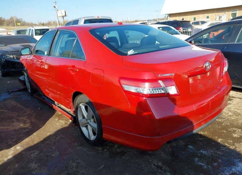 Photo 3 of 2010 Toyota Camry SE (VIN 4T1BF3EK4AU502129)