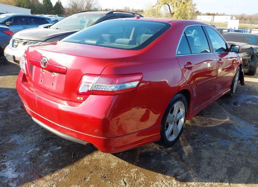 Photo 4 of 2010 Toyota Camry SE (VIN 4T1BF3EK4AU502129)