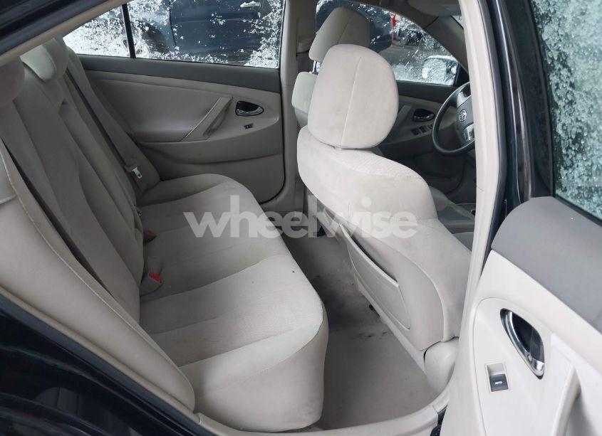 Photo 8 of 2010 Toyota Camry LE (VIN 4T1BF3EK4AU509632)