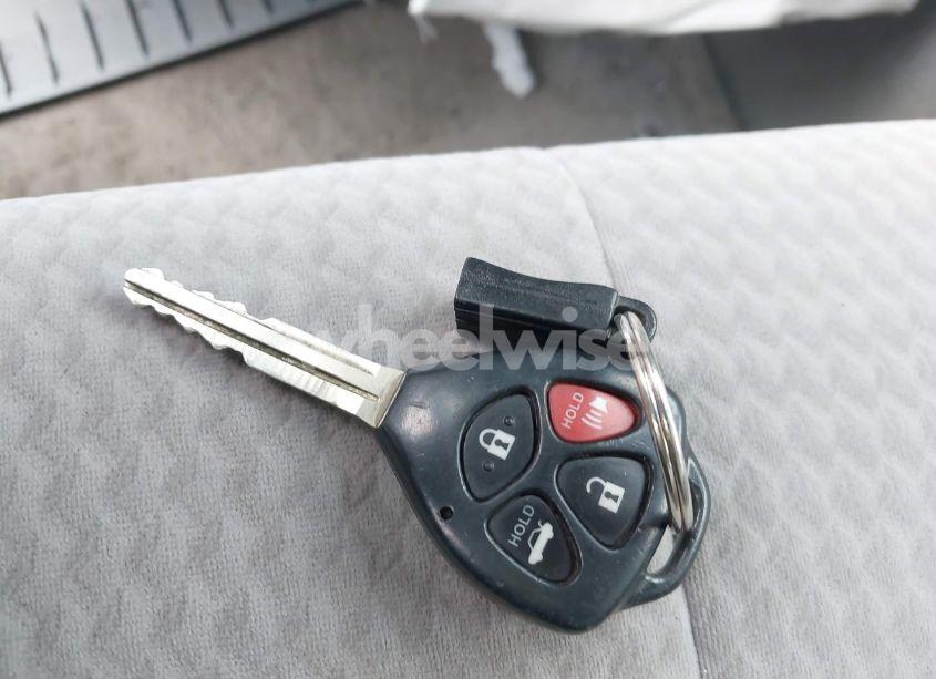 Photo 11 of 2010 Toyota Camry LE (VIN 4T1BF3EK4AU515155)