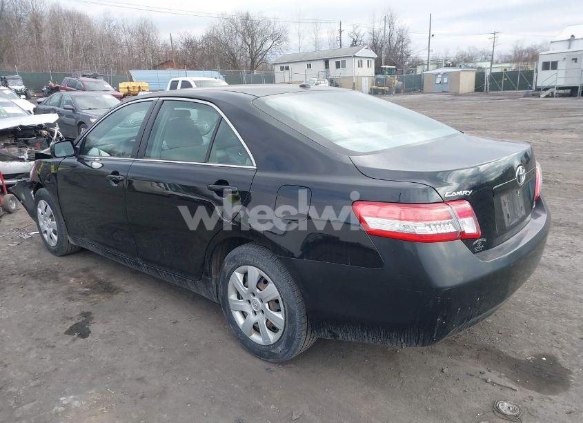 Photo 3 of 2010 Toyota Camry LE (VIN 4T1BF3EK4AU515155)