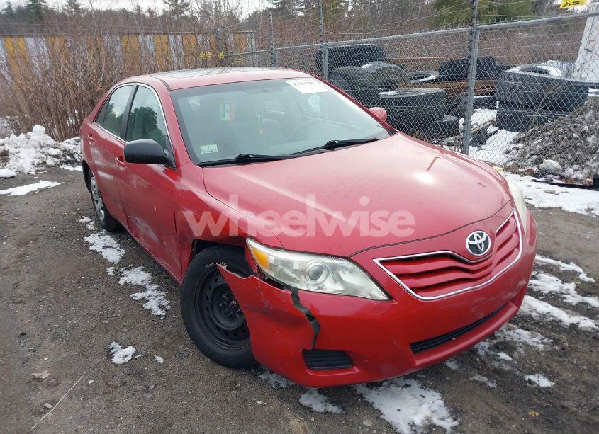 2010 Toyota Camry LE (VIN 4T1BF3EK4AU522915) main photo