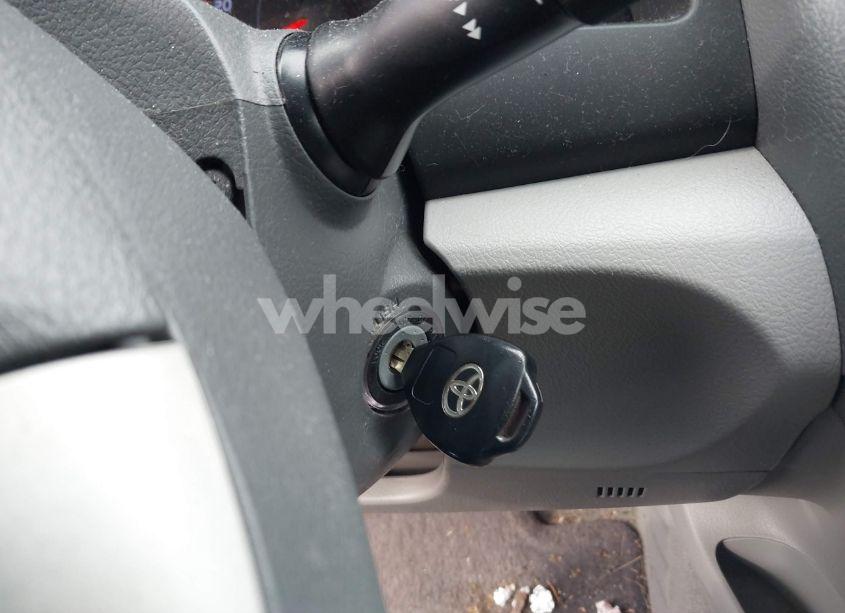 Photo 11 of 2010 Toyota Camry LE (VIN 4T1BF3EK4AU522915)