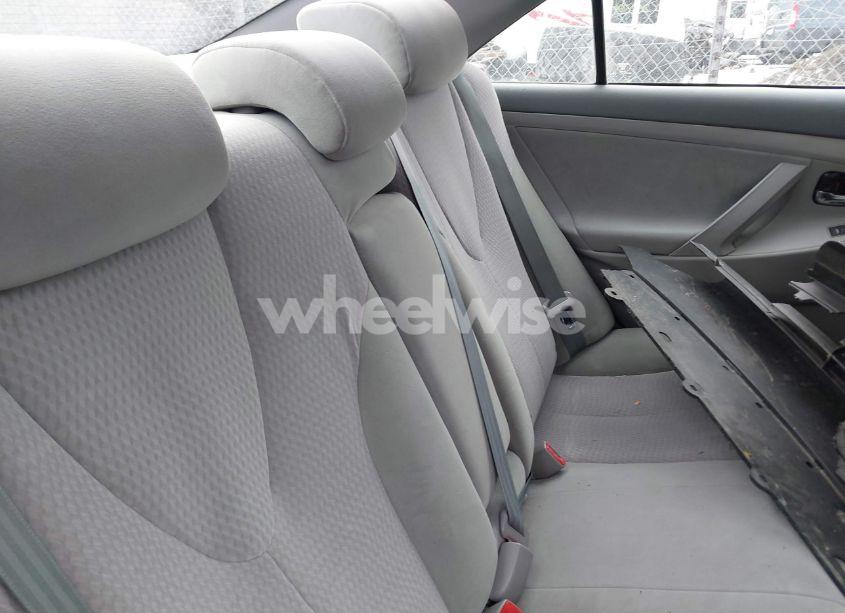 Photo 8 of 2010 Toyota Camry LE (VIN 4T1BF3EK4AU522915)