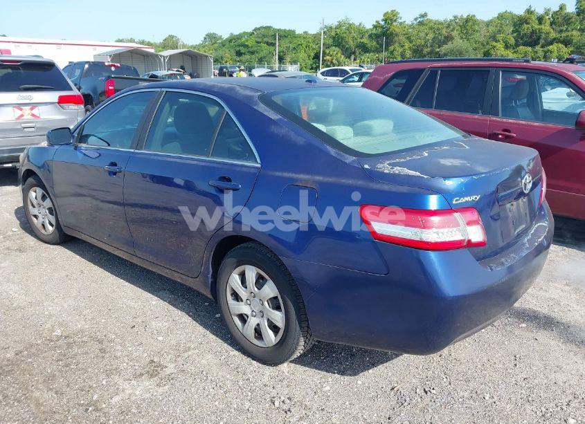 Photo 3 of 2010 Toyota Camry LE (VIN 4T1BF3EK4AU554067)