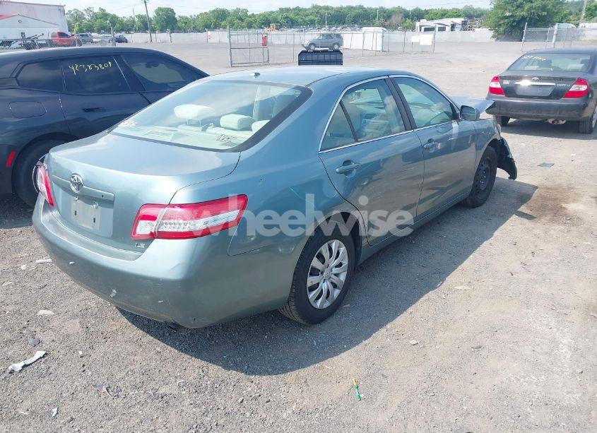Photo 4 of 2010 Toyota Camry LE (VIN 4T1BF3EK4AU560418)