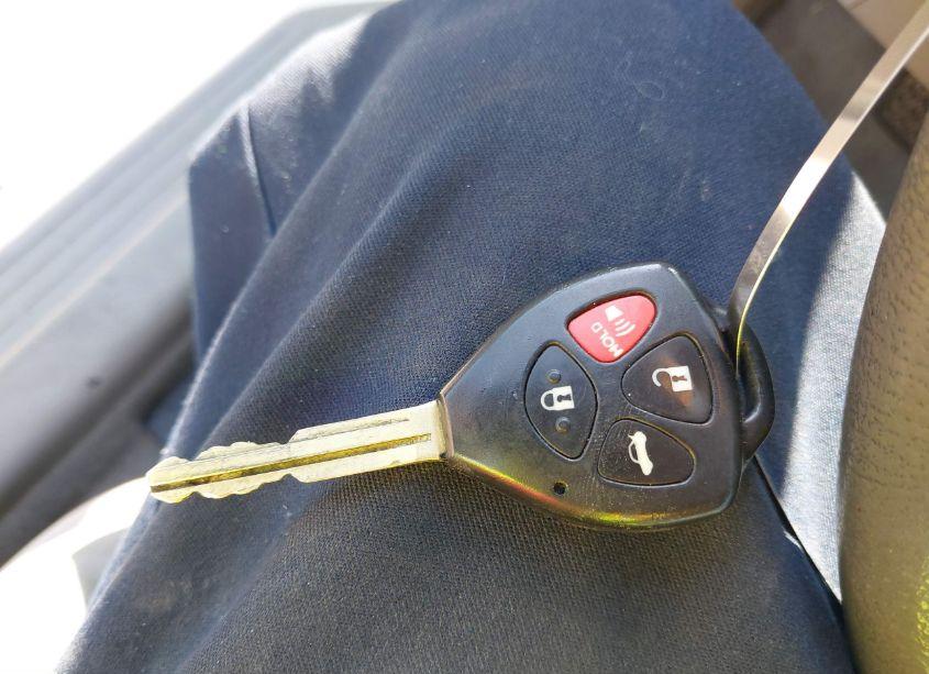 Photo 11 of 2010 Toyota Camry LE (VIN 4T1BF3EK4AU563268)