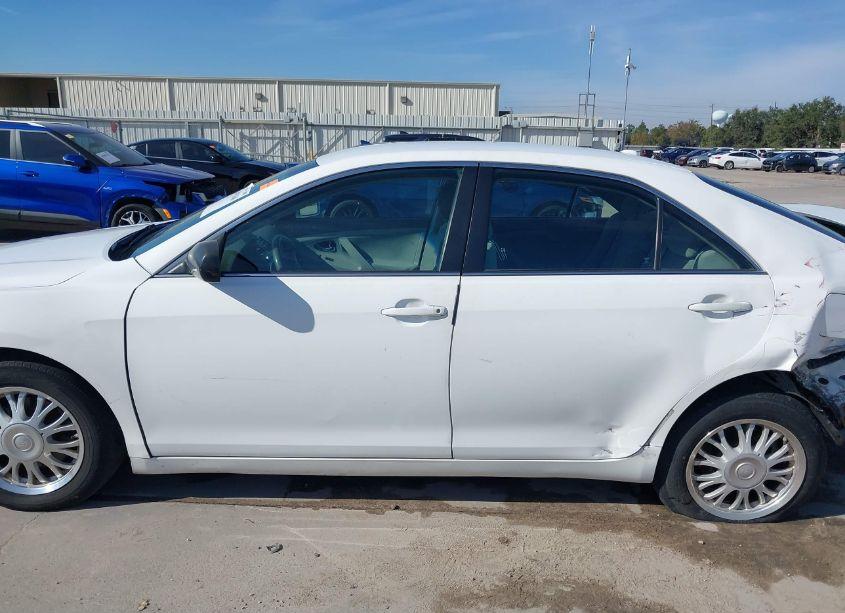 Photo 15 of 2010 Toyota Camry LE (VIN 4T1BF3EK4AU563268)