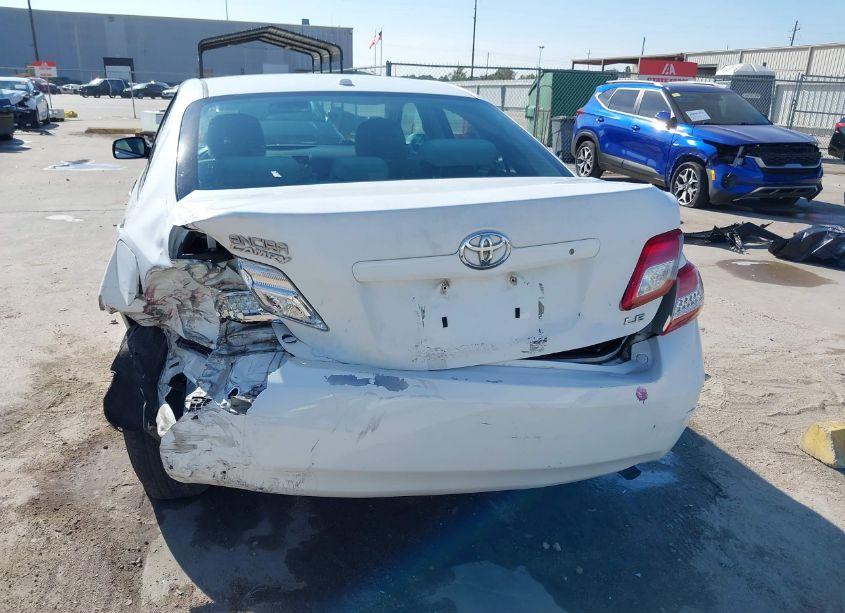 Photo 17 of 2010 Toyota Camry LE (VIN 4T1BF3EK4AU563268)